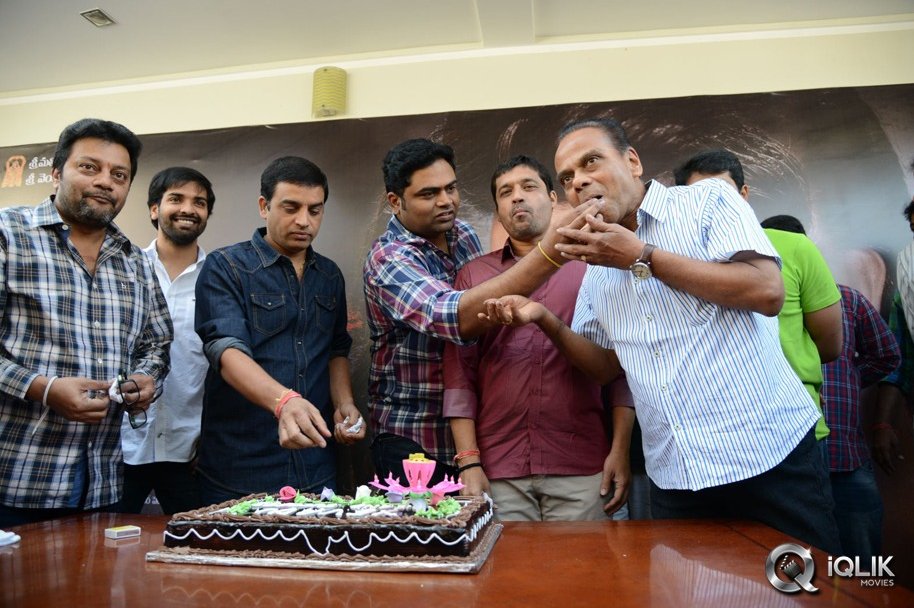 Yevadu-Movie-Success-Meet